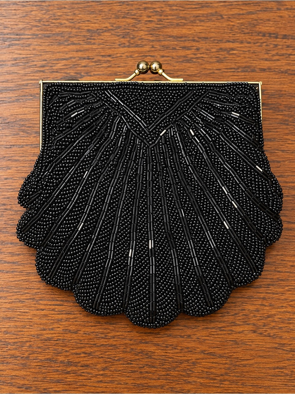 Vintage Black Beaded Clutch Purse Art Deco Shell Scalloped Kiss Lock Evening Bag
